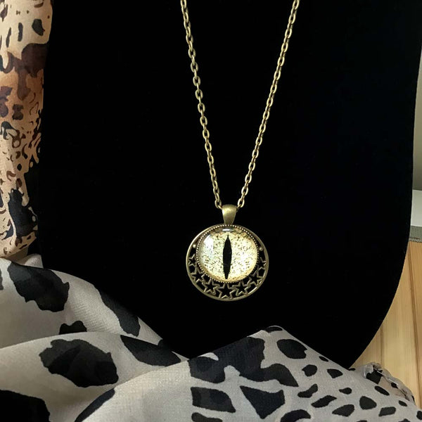 Dragon's Eye - Magical Stars - Antique Bronze Talisman Amulet